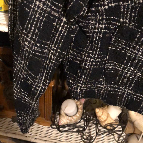 RUE twenty one zippered jacket - Picture 3 of 8